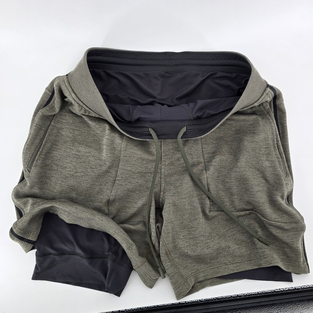 Lululemon Men's License To Train Shorts Size L Heathered Dark Olive, Lined 7" - Picture 7 of 11